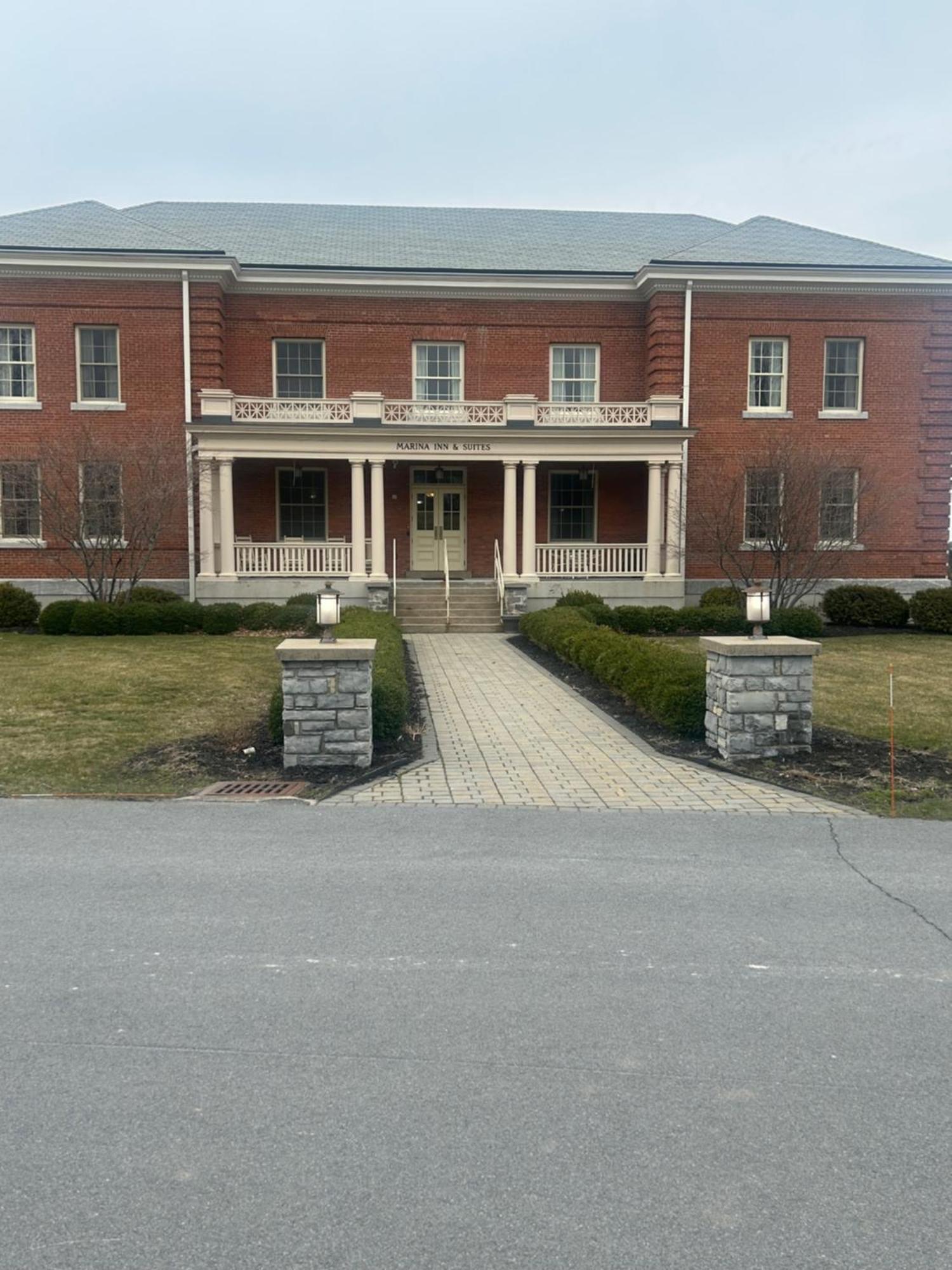 Harbor House Inn Sackets Harbor Экстерьер фото
