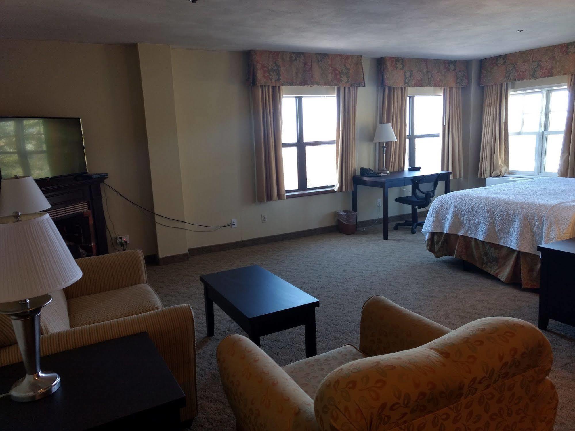 Harbor House Inn Sackets Harbor Экстерьер фото