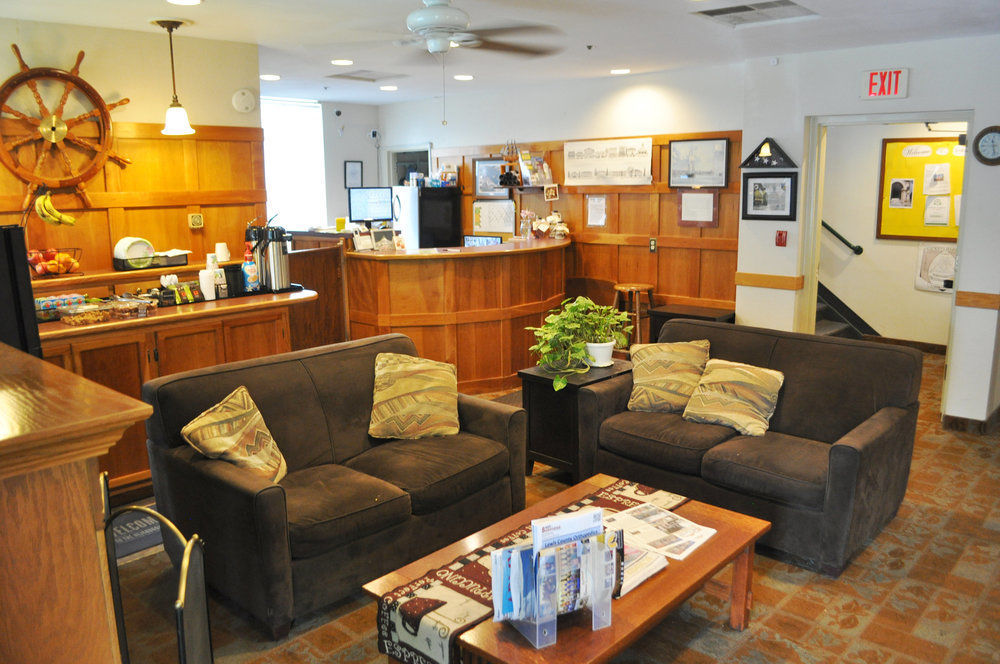 Harbor House Inn Sackets Harbor Экстерьер фото