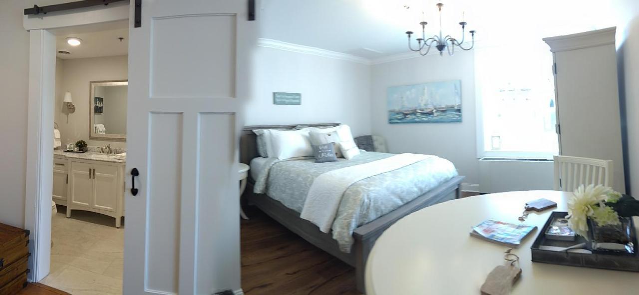 Harbor House Inn Sackets Harbor Экстерьер фото