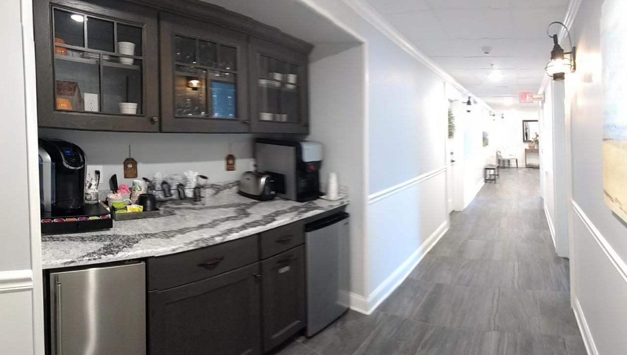 Harbor House Inn Sackets Harbor Экстерьер фото