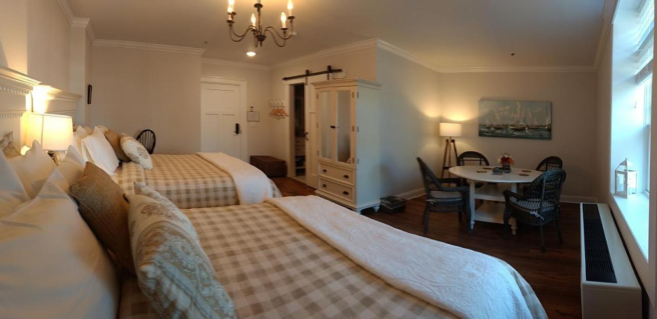 Harbor House Inn Sackets Harbor Экстерьер фото